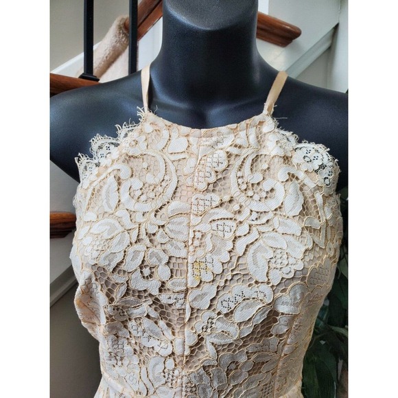 Dress Forum Ivory Lace Scalloped High Neck Midi Criss Cross Back Dress Size S - Picture 6 of 11